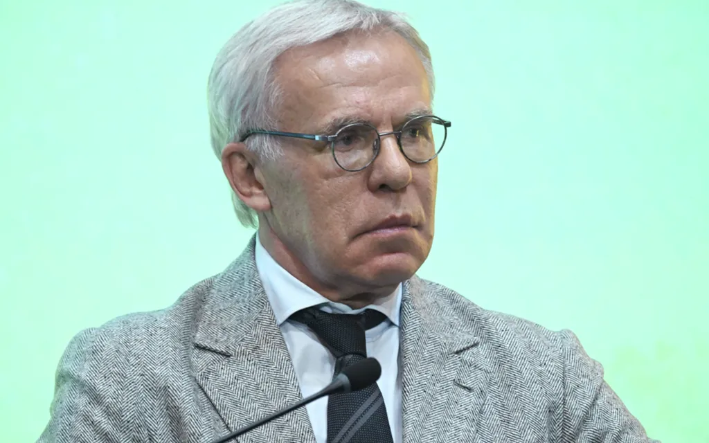 Фетисов — об отстранении сборной России: верил, что НХЛ сумеет выстоять перед политическим давлением