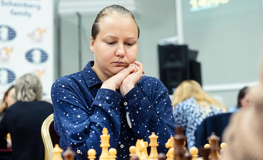 Российская шахматистка Гунина победила украинку Музычук и стала чемпионкой мира по блицу