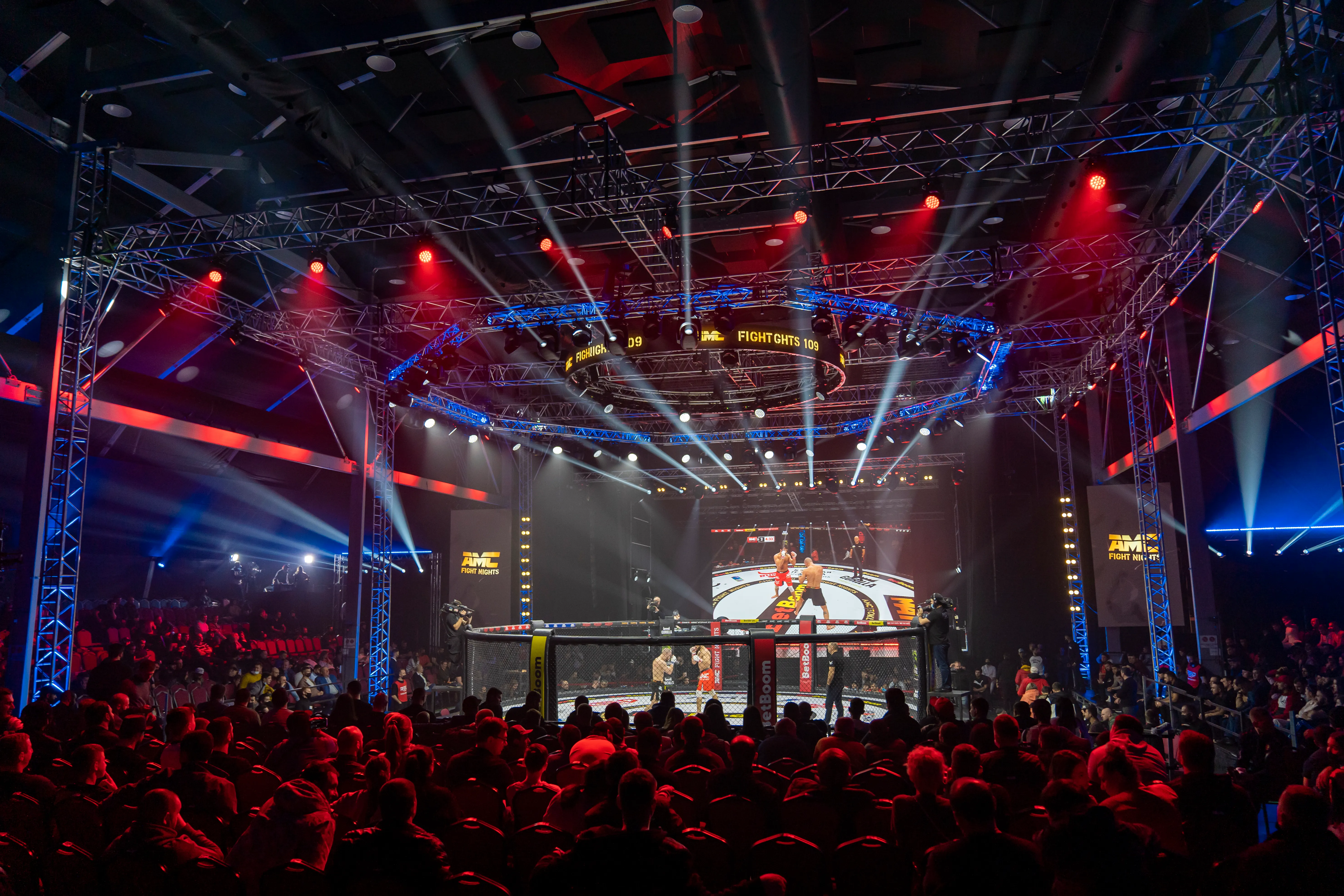 RED ARENA__11zon.webp