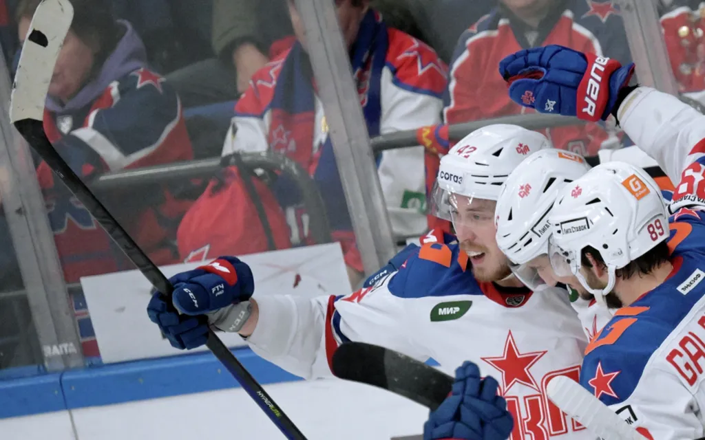 RIA_8590720.MR.1000 copy.webp