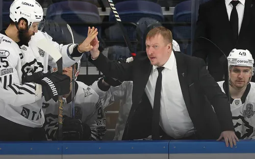 Не оценили Заварухина. Триумфатора сезона в «Тракторе» поменяли на канадца