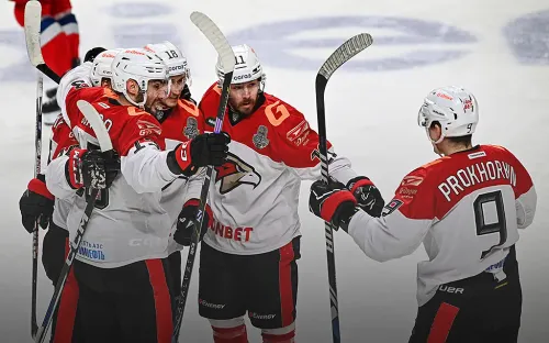 «Авангард» перевернул серию. Омичи за 12 минут сломали «Локомотив»