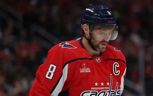 Овечкин не железный. Великий пропустит... матчей