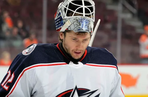 Бобровский вывел тренера возмутительным поступком. Вратаря поймали прямо в душе!