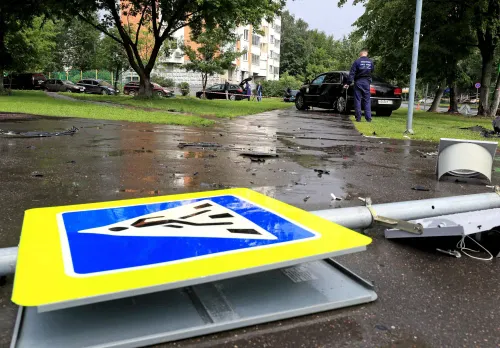 Дочь актёра Пореченкова сбила парня на скутере. 18-летний хоккеист в коме