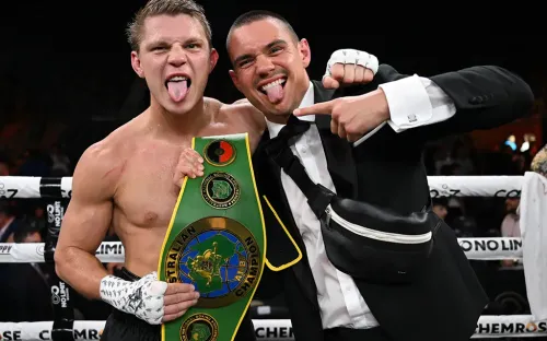 Шикарный нокаут от Цзю-младшего. Выжил в бойне и взял титул