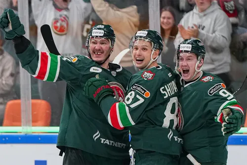 Шипачёв выбил 900 очков. В истории КХЛ больше только у Мозякина