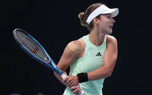 «Калинка» для Калинской. Дожать американку российской теннисистке помогла песня