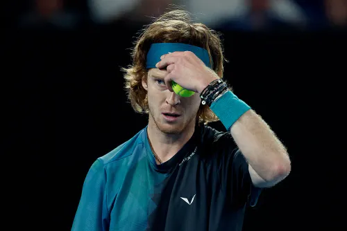 Рублёв отлетел от будущей звезды тенниса. 18-летний чех перетерпел Андрея в Дохе