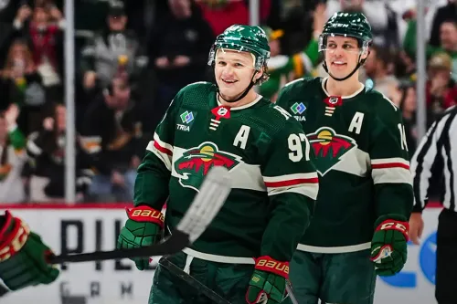 Капризов установил личный рекорд. Одного хет-трика ему показалось мало