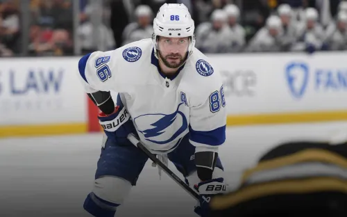 Кучеров повторил рекорд Гретцки. Второй «Арт Росс» идёт в руки русскому бомбардиру