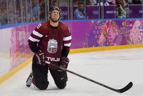 «Газпром» вам не поможет. У Латвии нет денег на спорт, зато есть время на русофобию