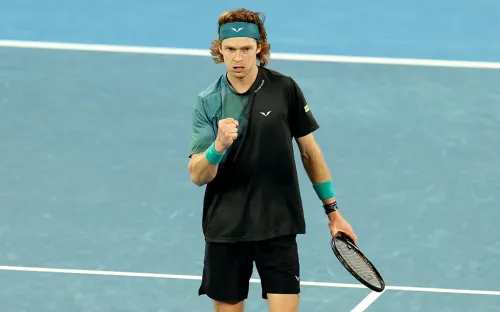 Рублёв на классе убрал американца. Четвертьфиналист Уимблдона не продержался и двух часов