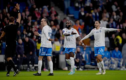 Не заметили слона. «Динамо» бездарно отдало «Спартаку» почти выигранное дерби