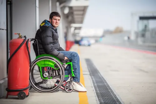 Американский солдат сломал ноги русскому спортсмену. И тут же сбежал из страны