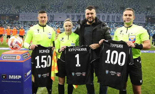 Женщина-судья посрамила скептиков. Екатерина Курочкина на отлично отработала матч РПЛ