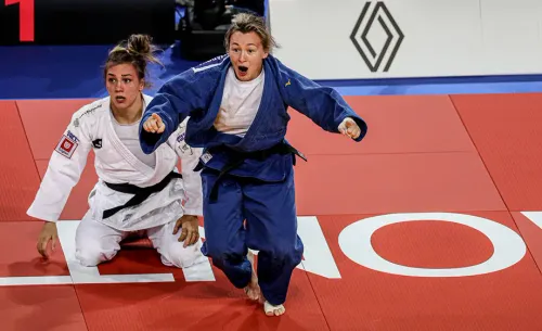 Первое золото в Монпелье. Судьи трижды пытались отобрать у русской дзюдоистки победу