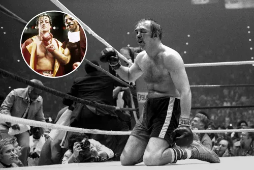 «Ты весь в крови». Американец проиграл бой за титул и… прославился на весь мир