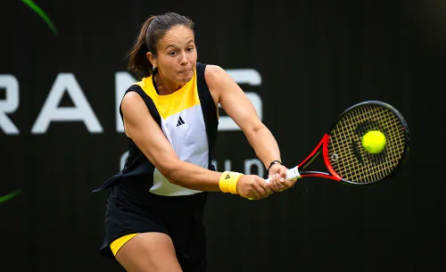 Касаткина начала с камбэка. В споре первых ракеток России и Украины крепче оказалась Даша