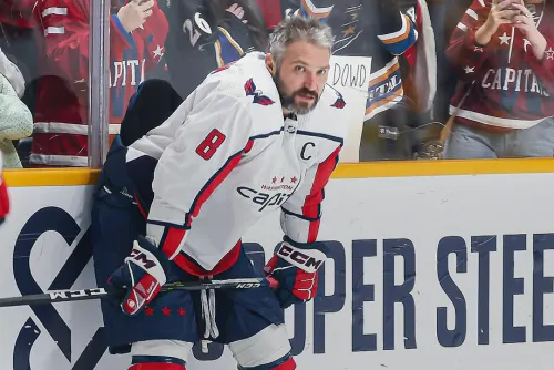 «Динамо» — спасение для Овечкина. В НХЛ Александру делать нечего