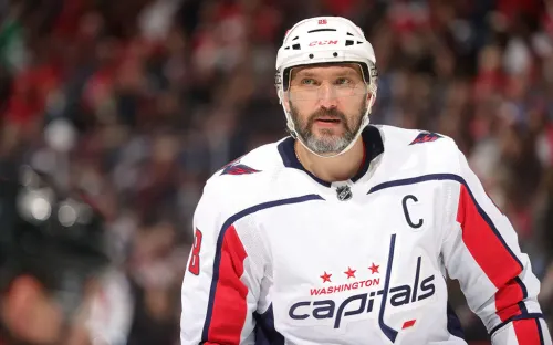 Овечкина признали ленивым. В НХЛ продолжают глумиться над легендой