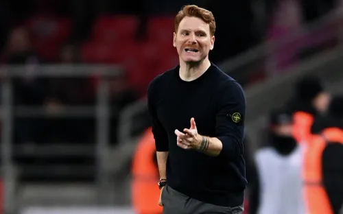 С вещами на выход. Весной клубы РПЛ принялись массово увольнять тренеров