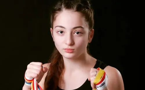 Надежда российского муай-тай пропала в Дагестане. Девушку ищут полиция и водолазы