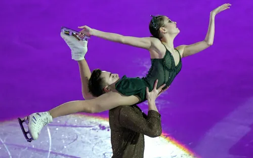 Променяла коньки на пуанты. Косторная стала балериной в новом шоу Плющенко