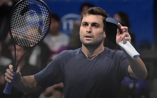 Карацев успешно вернулся на профильный тип покрытия. Справится в Атланте и с Тиафо?