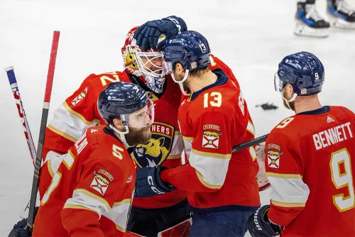 Сам ошибся – сам исправил. Бобровский пропустил нелепый гол, но организовал ответный