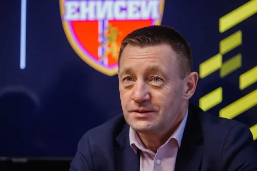 «Если бы выбрали Мостового, я бы не удивился». Андрей Тихонов — о назначении в «Енисей»