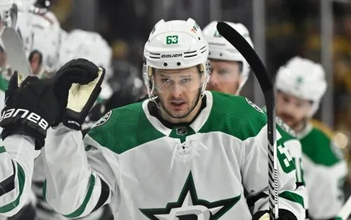 Евгений Дадонов тащит «Даллас» в плей-офф. Победят ли «звёзды» «Вегас» четвёртый раз подряд?