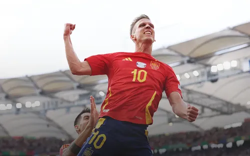 Вышел, увидел, победил. Ольмо вывел Испанию в полуфинал Евро-2024