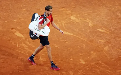 Медведев может не сыграть в Италии. В прошлом году он завоевал титул в Риме