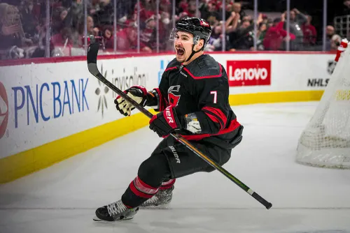 Орлов уничтожил «Оттаву». Россиянин попутно установил личное достижение