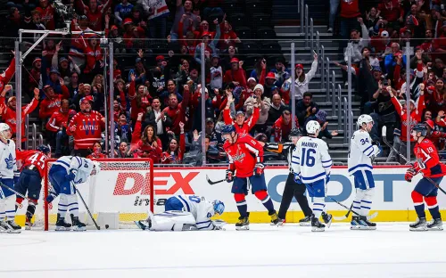 Наконец-то! Овечкин забил первый гол в сезоне и продолжил погоню за Гретцки