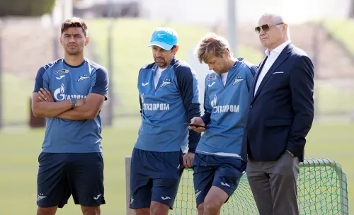 Пошёл «Зенит» по базару. Команда из Петербурга стремительно русеет