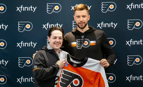 Голкипер ЦСКА провалил сезон и сбежал в США. Армейцы, оно того стоило?