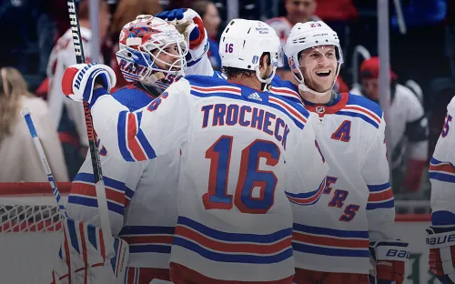 «Шестёркин снова был великолепен». В «Рейнджерс» отмечают яркую игру россиянина в плей-офф