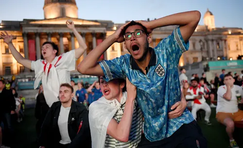 Немецкий болельщик назвал Англию помойкой. Сравнение повеселило 1,7 млн человек