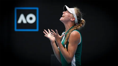 Русские школьницы разрывают АО. Австралия в шоке