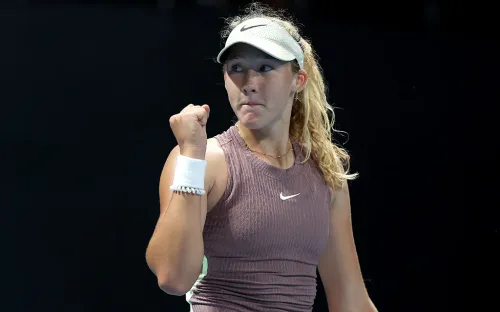 Мирра, тебе точно 16? Русская звёздочка раскатала американку в дебютном матче