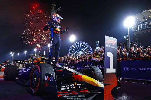 У Леклера большие проблемы. Ферстаппен на старте уничтожил соперников