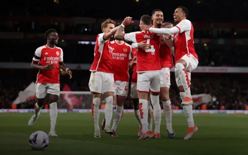 «Арсенал» опозорил «Челси» в лондонском дерби. «Канониры» опять возглавили АПЛ