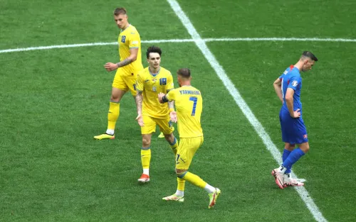 Украина исправилась после разгрома. Словаков сломал ответный гол соперника