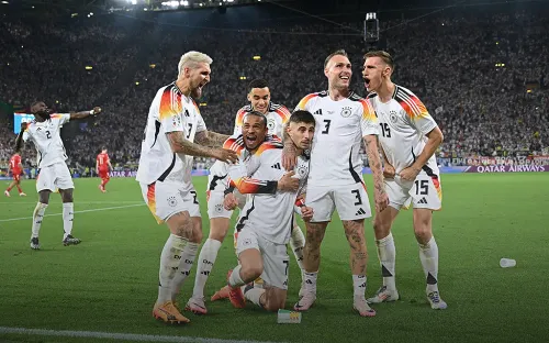 От сенсации Данию отделили миллиметры. ВАР за минуту принёс победу Германии