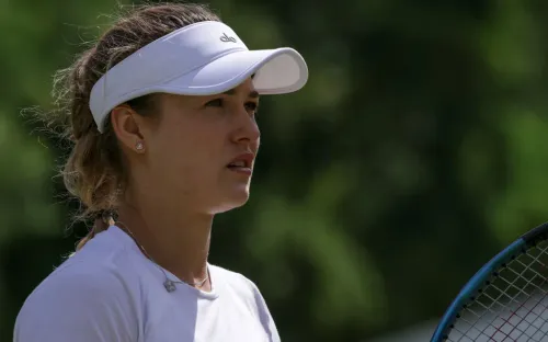 Драма на кортах Берлина. Калинская прошла дальше из-за жуткой травмы соперницы
