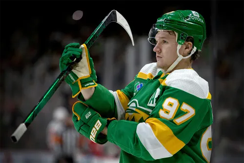 Пенсионеры тянут на дно. Капризову пора бежать из «Миннесоты»