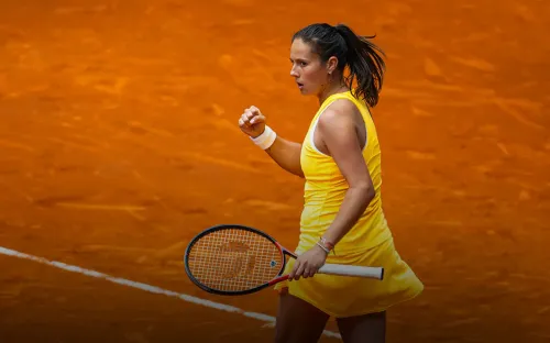 В Мадриде – безумие. Касаткина вела 5:1 в первом сете, но чуть не проиграла всухую