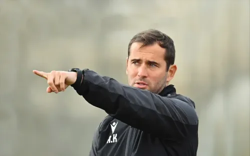 Последний шанс тренера Кержакова. Александр возглавил топ-клуб из Казахстана